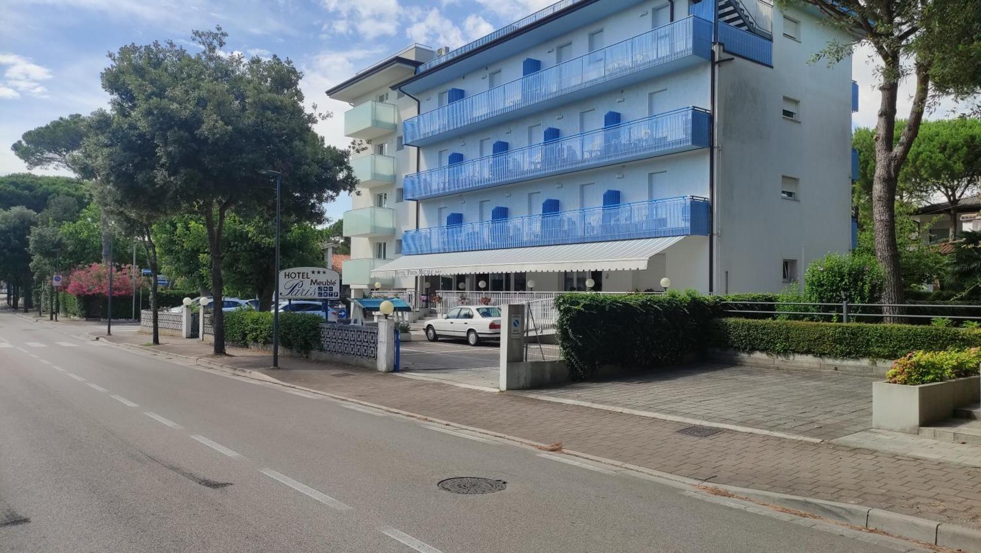 Hotel Paris Lignano Sabbiadoro Exterior photo